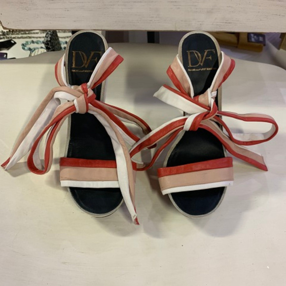 DVF Colorblock Leather Sandals, Size 10 - Picture 2 of 6